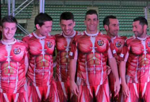 La polémica camiseta del Palencia