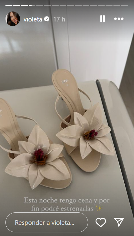 'Story' de Violeta mostrando las sandalias de Zara
