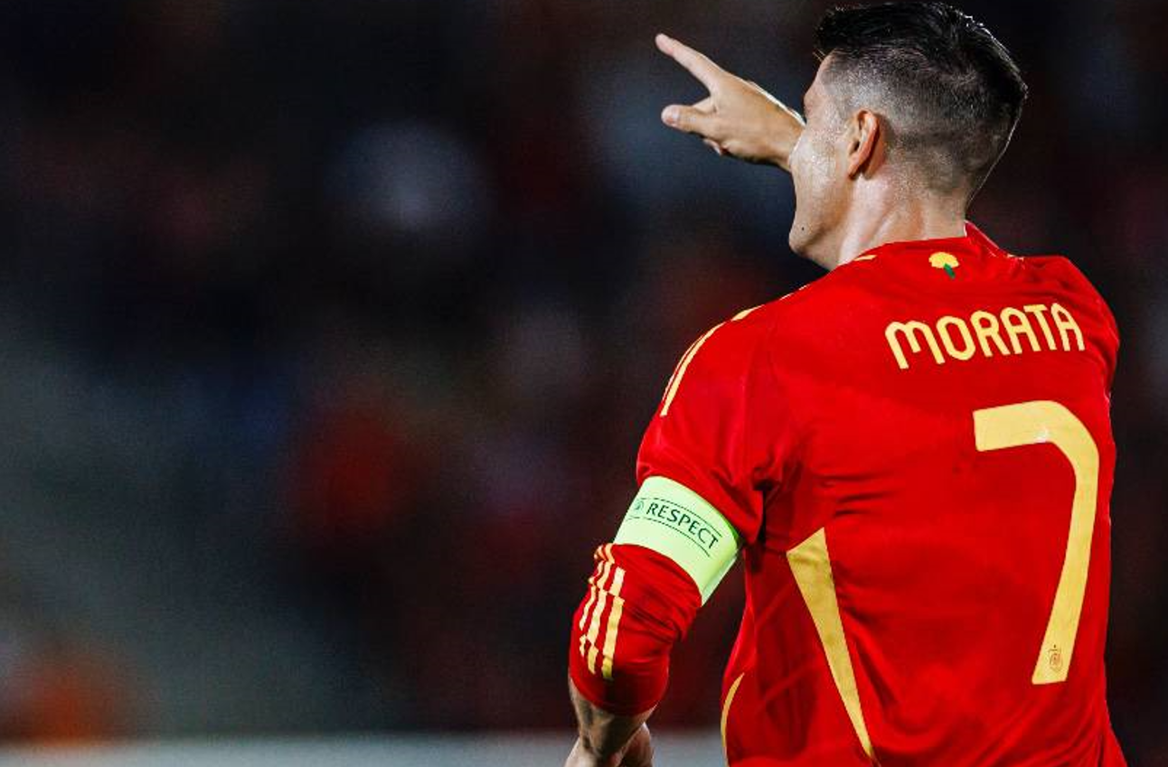 Morata, luciendo la camiseta de 'La Roja'